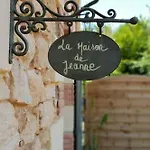 Apartment Maison De Jeanne