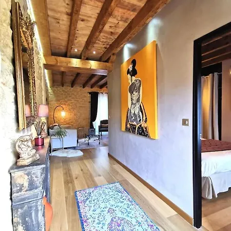 Апартаменты Maison De Jeanne *