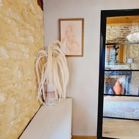 Maison De Jeanne Апартаменты
