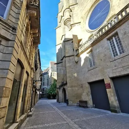 Maison De Jeanne * Sarlat-la-Canéda
