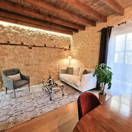 Апартаменты Maison De Jeanne