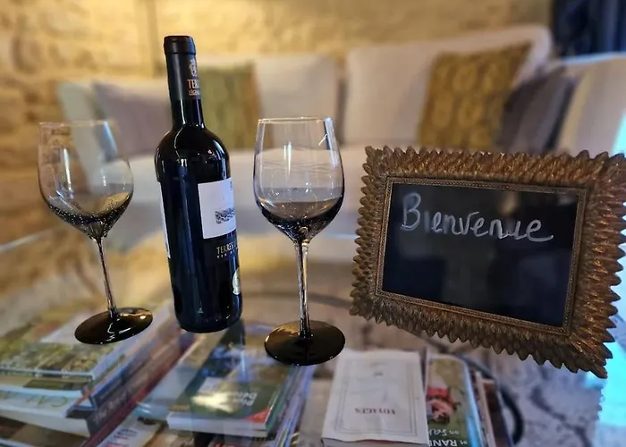 Maison De Jeanne * 萨尔拉拉卡内达