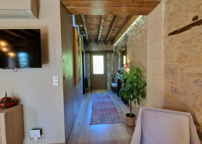 Maison De Jeanne * 萨尔拉拉卡内达